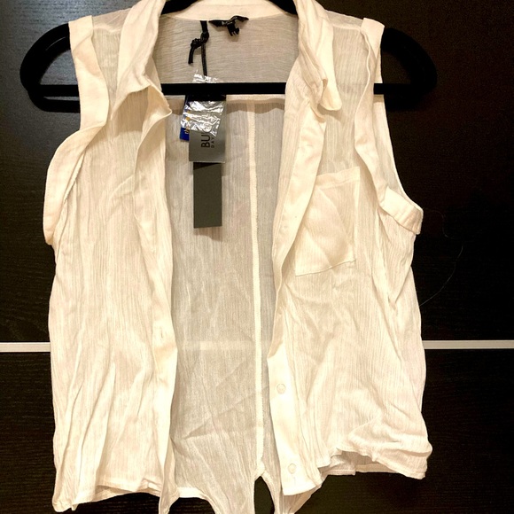 Buffalo button up top - Picture 1 of 2